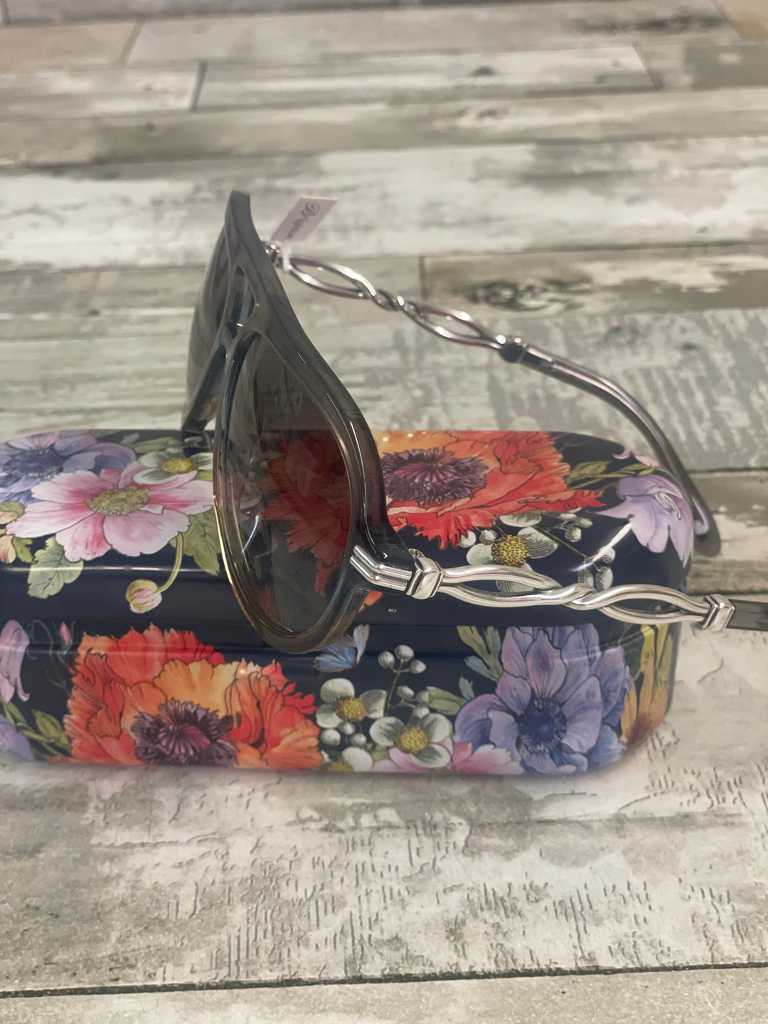 Brighton, Interlok Twist Sunglasses