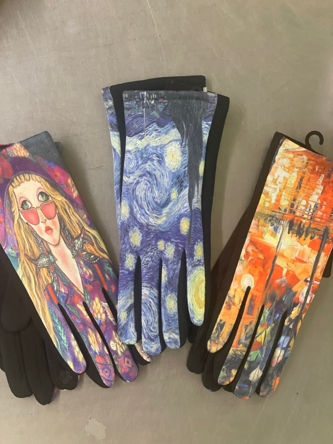 Accessories, Art Gloves
