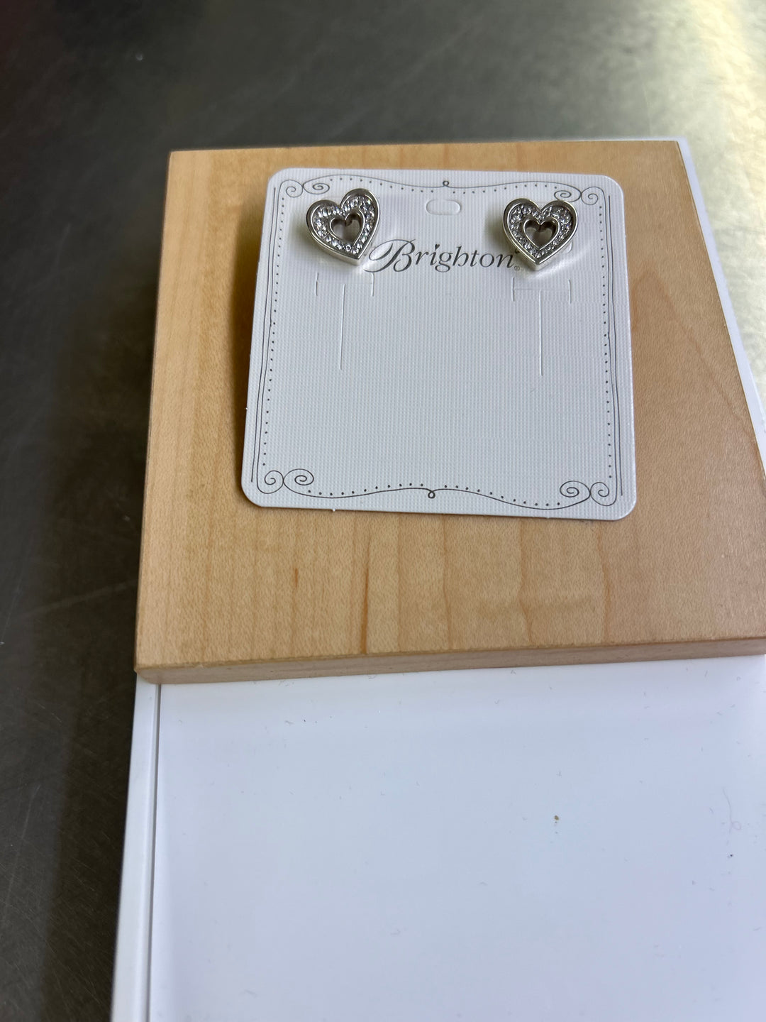Brighton, Enchanting Slvr Heart Rose Earring