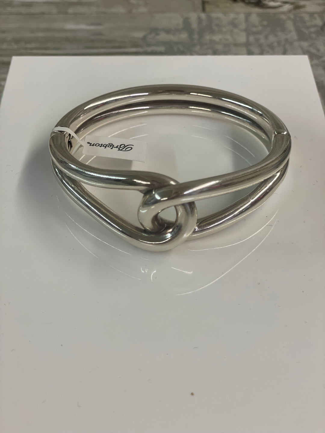 Brighton, Interlok Curve Hng Bangle