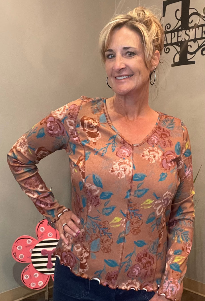Tops, Vneck Front Seam