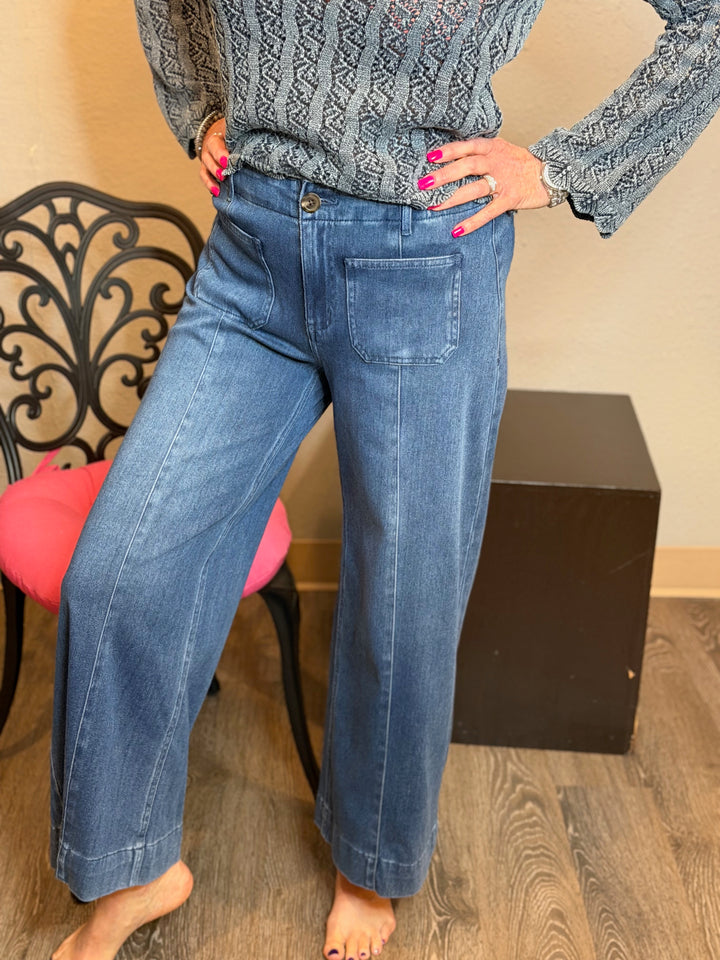 Pants, Pull-on Wide Hem Crop