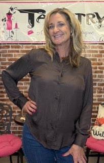 Tops, Silklike Button down Blouse