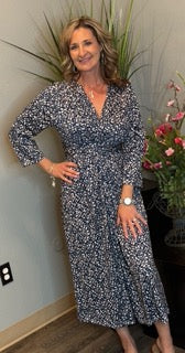 Dresses, Vneck w/Waist Gathering Detail KH