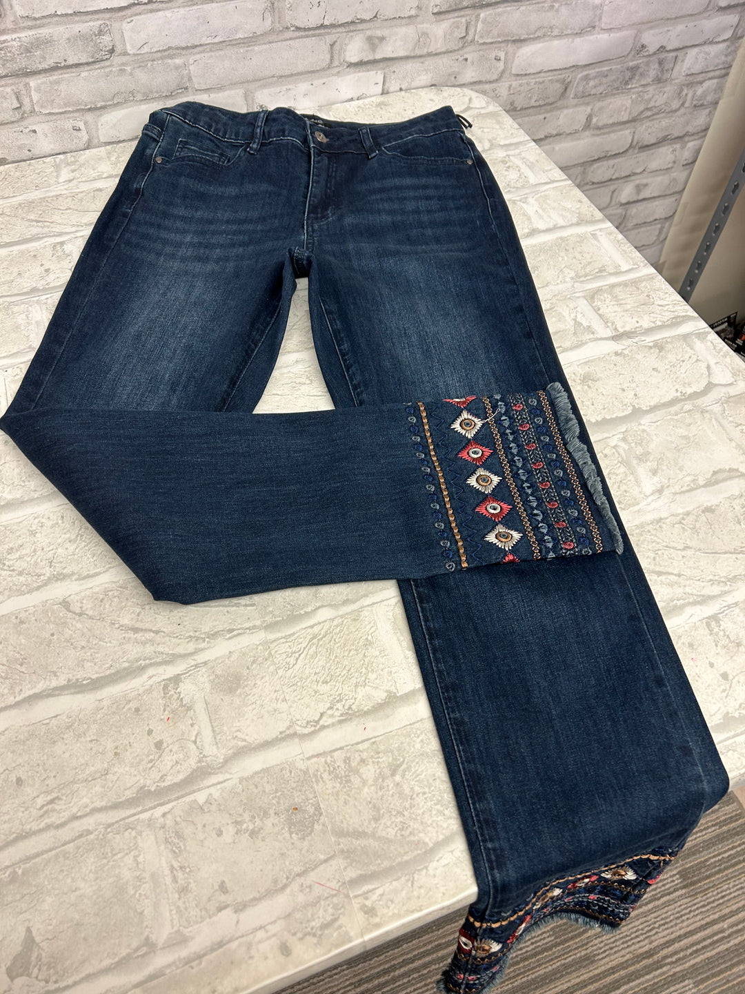Pants, Embroidery Hem Jeans CB